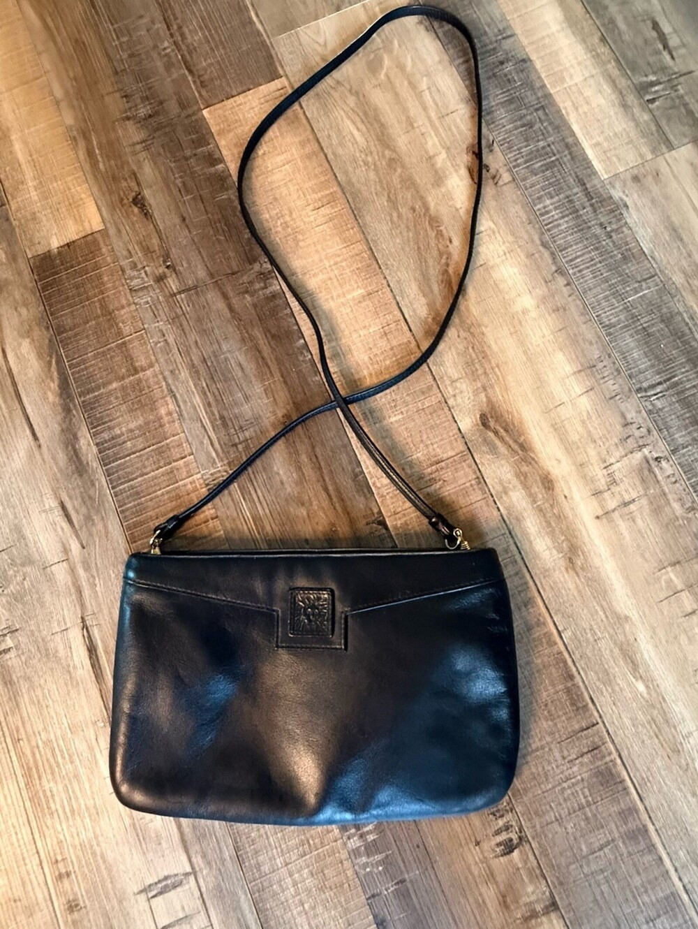 Ann Klein for Calderon Black Leather Crossbody Purse Zipper Top Detachable